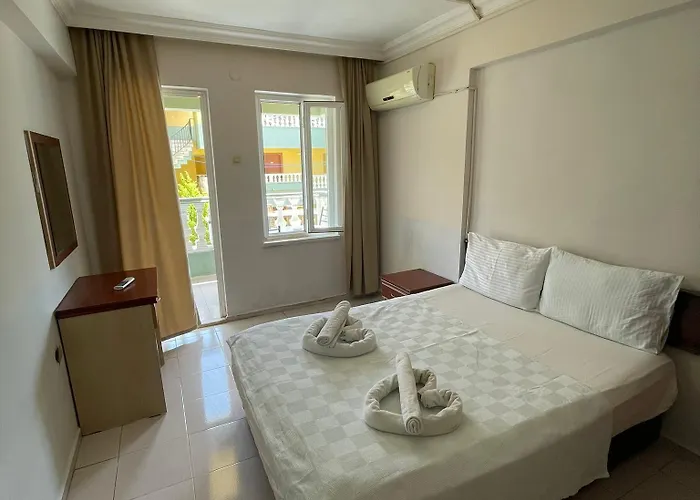 Club Sunset Aparthotel 3*