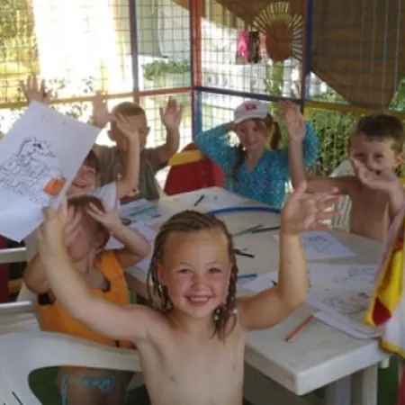 Hotel de apartamente Club Sunset 3*