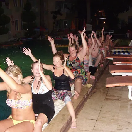 Club Sunset Μαρμαρίς