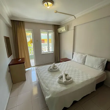 Club Sunset Aparthotel 3*
