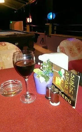 Club Sunset Μαρμαρίς