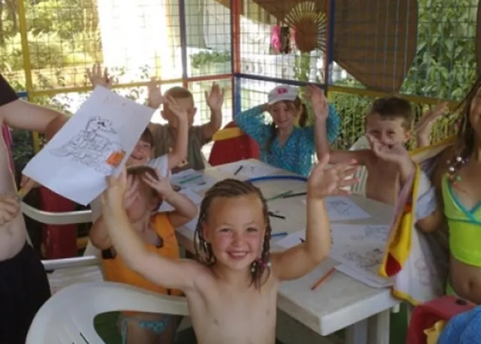 アパートホテル Club Sunset 3*