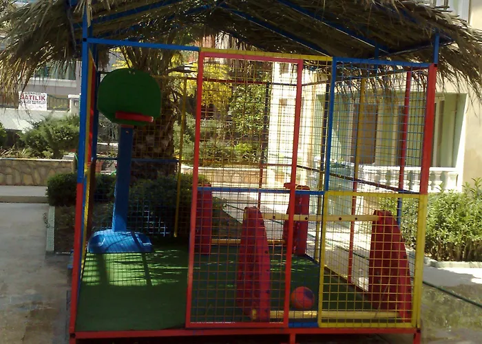 Club Sunset מרמריס